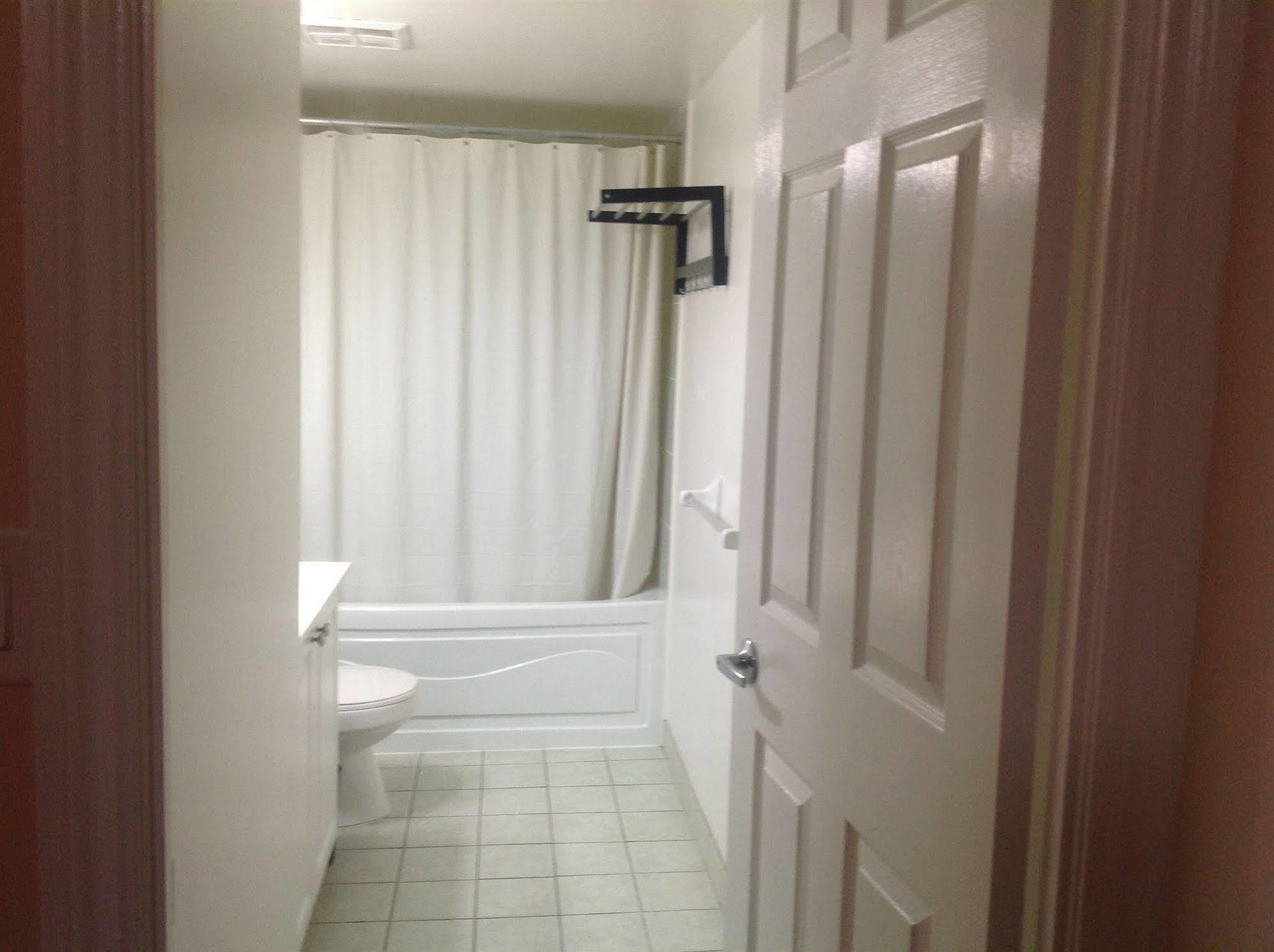 Oxford Furnished Apartments, Mississauga Eksteriør billede